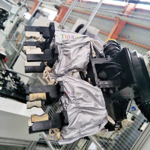 机器人夹爪防护罩的功能优势解析