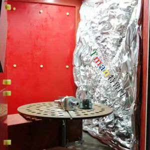 抗冲击、耐磨损、防尘防污:机器人窗口式防护服的实用价值