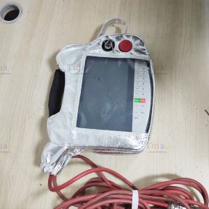 机器人示教器防护罩到底值不值？看完这篇你就懂了